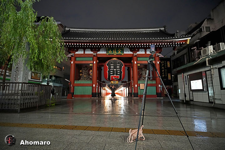 雷門前